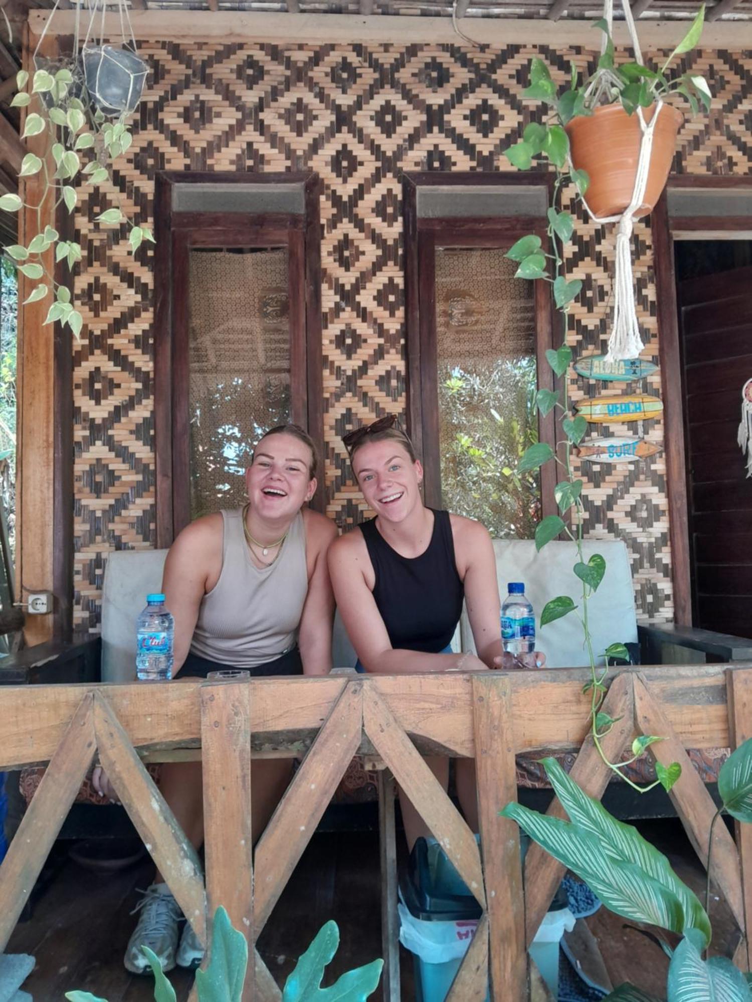 Anik Homestay & Dormy Batukaras Exteriör bild